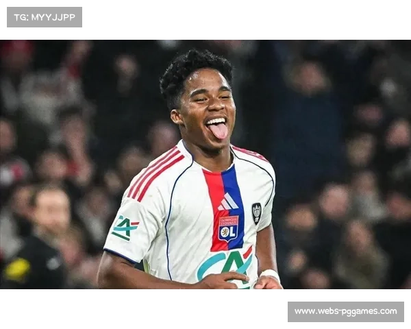 里昂5-2大胜梅斯，恩德里克帽子戏法